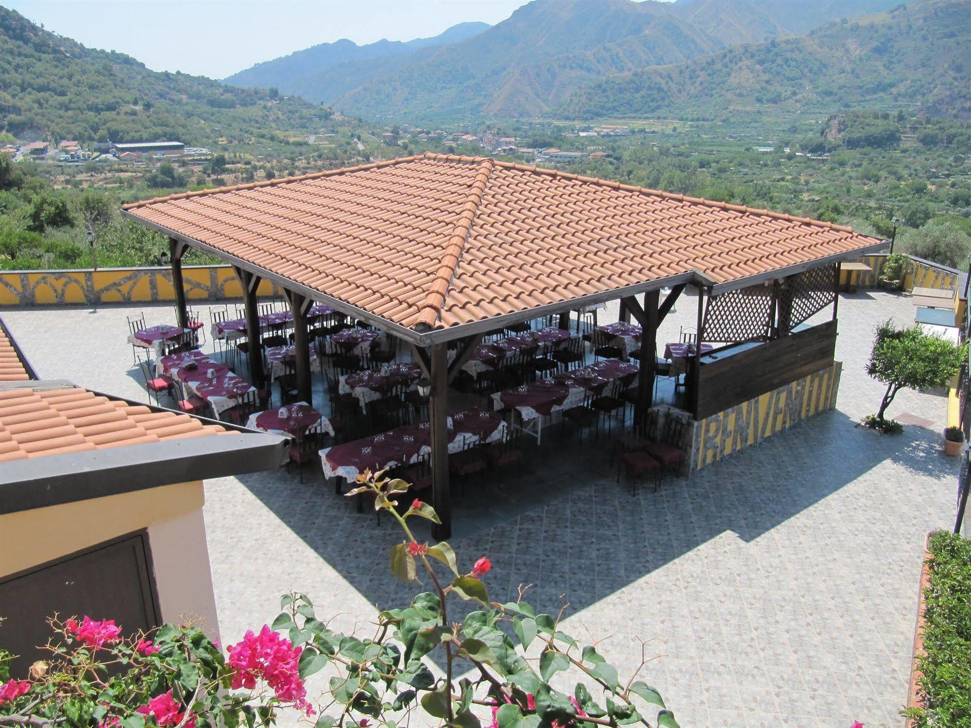 Agriturismo Ghiritina Francavilla di Sicilia Exterior foto